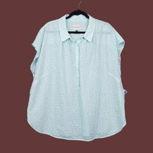 Court & Rowe Womens Blue White Floral Stripe Button Up Top Size 3X NWT - Picture 1 of 3